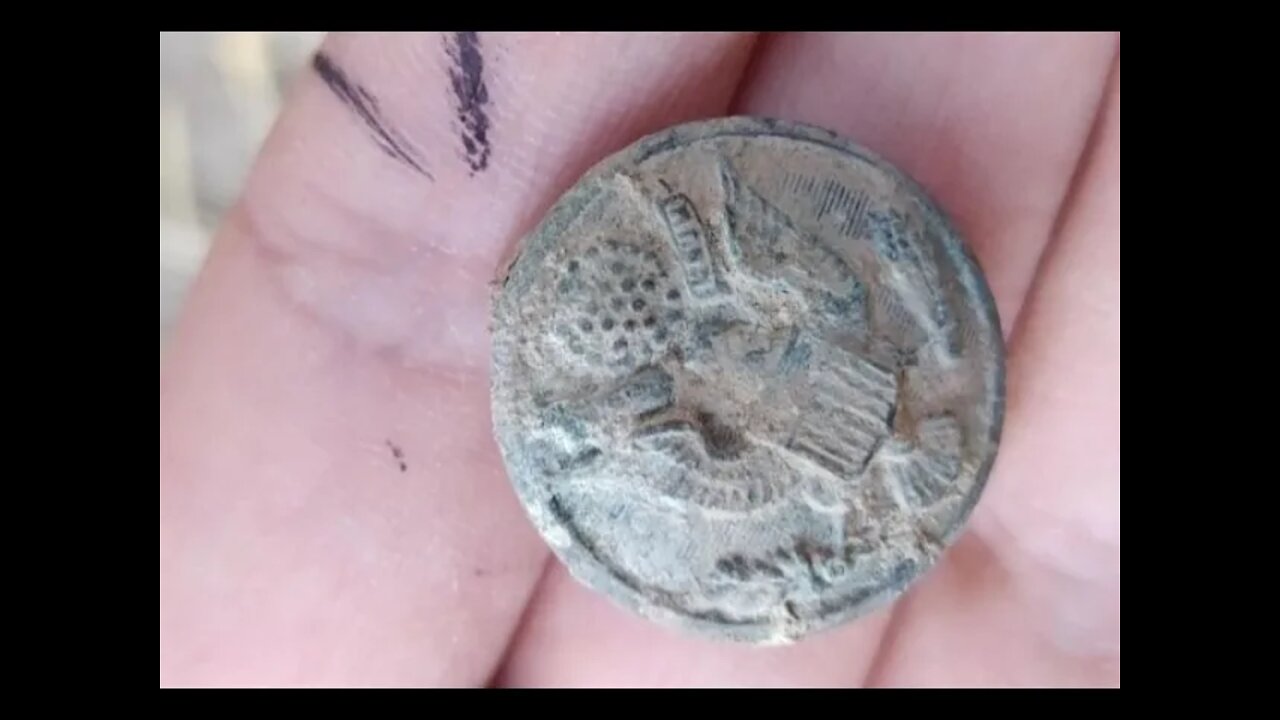Badge With U.S. Seal Found In 300 Year Old Site Proof Of Time Travel? Paranormal News