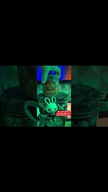 #merrychristmas from OG: @LiKwaiLao #sneakenergy Team Member since 2019 #gaming #streamer #tiktok