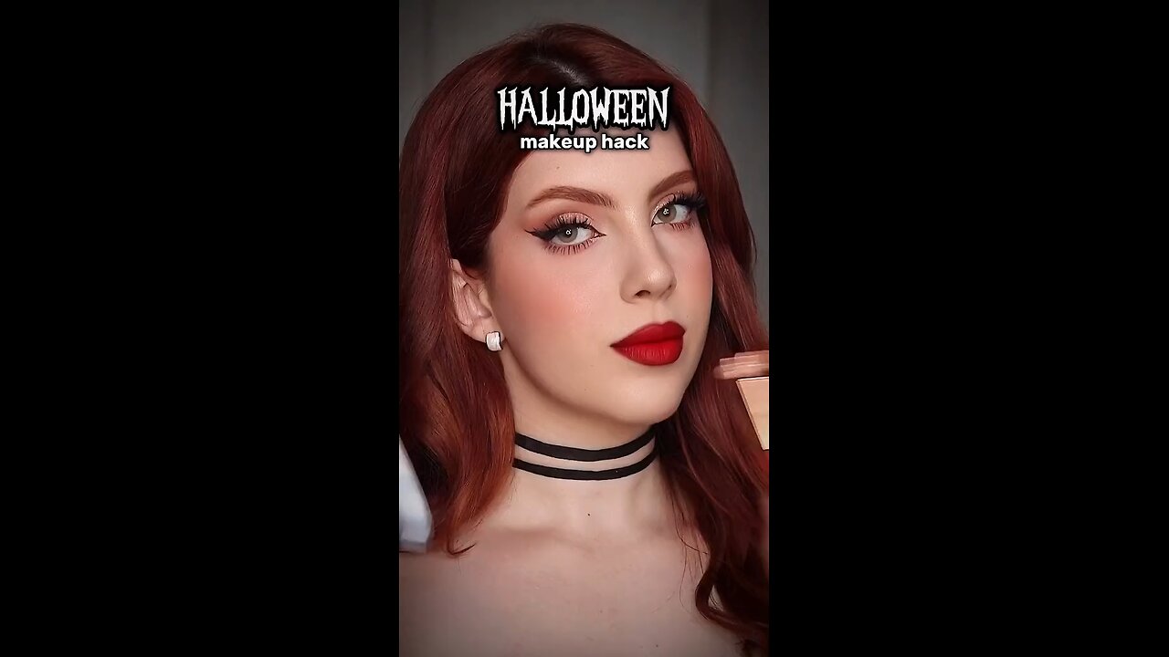 easy trick for halloween 💀 what did you think? in: #halloween #halloweenmakeup