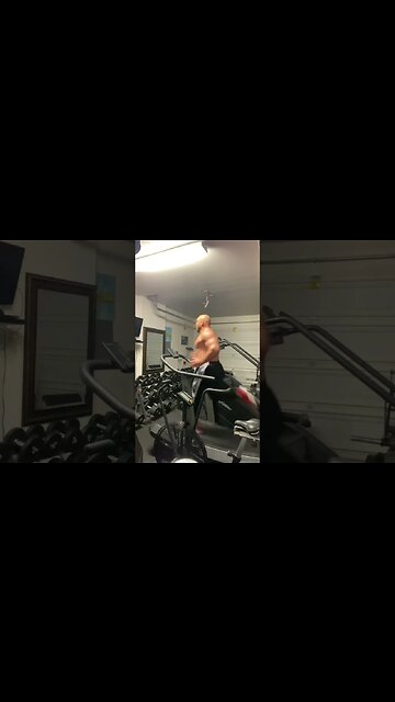 Ryback Running 18MPH #Hungry