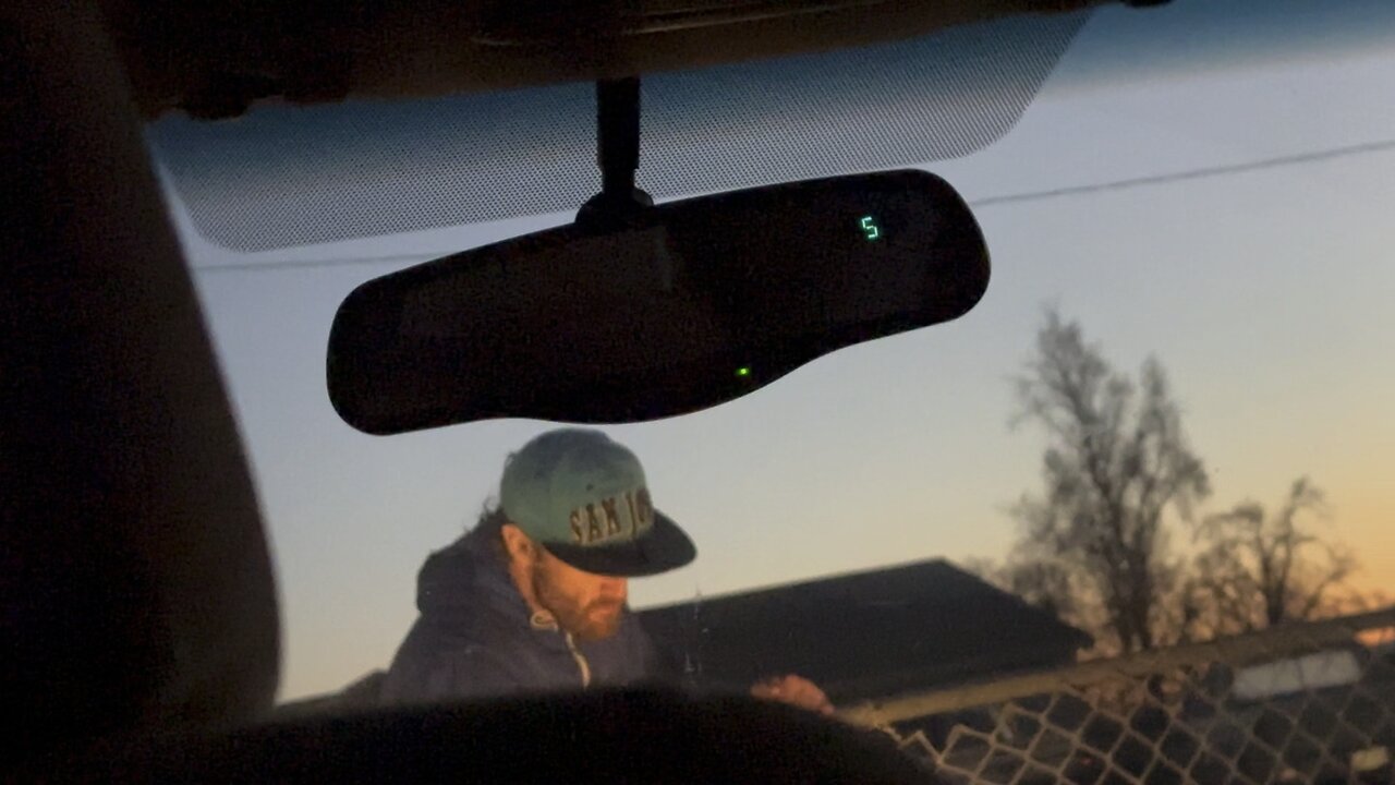 Yung Bobby Robert Pulling Up