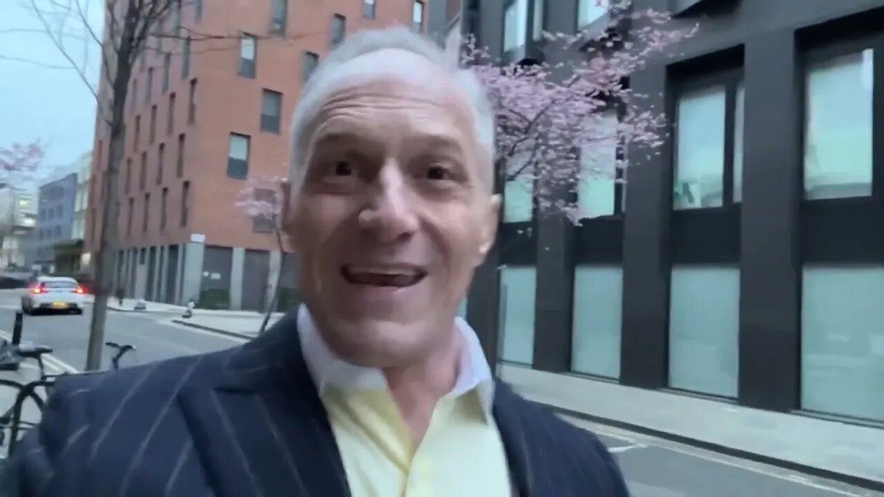 How Do A Rich Person vs A Poor Person Manage Fear DM me Wealth on Instagram @therealbrianrose
