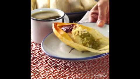 Chicken Tamales with two sauces