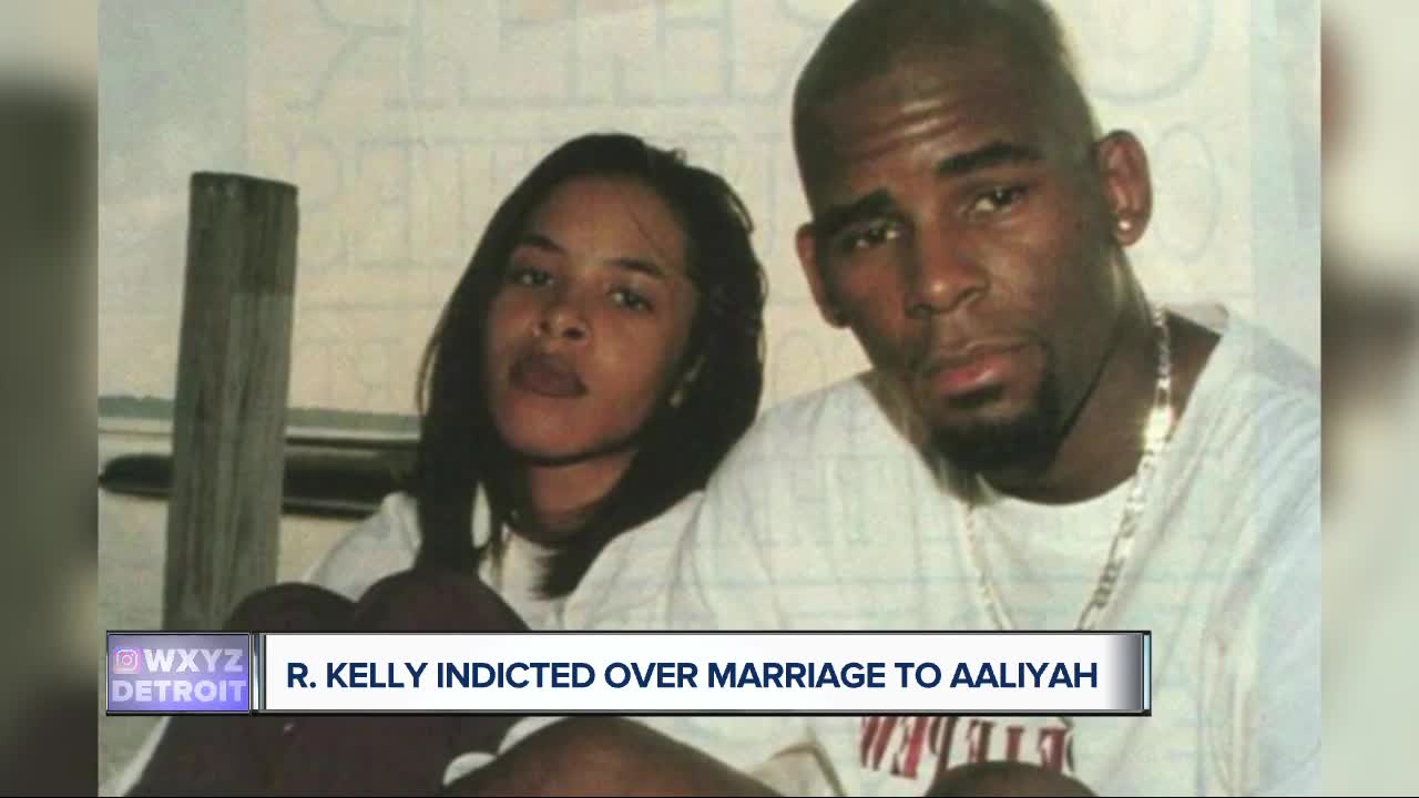 Singer R. Kelly facing new bribery charges that appear to be related to his 1994 marriage to R&B singer Aaliyah