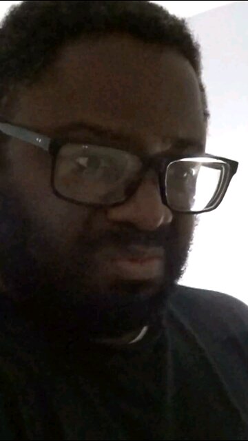 when you're living with people who don't flush the toilet #funny #relatable #toilet #dadjokes