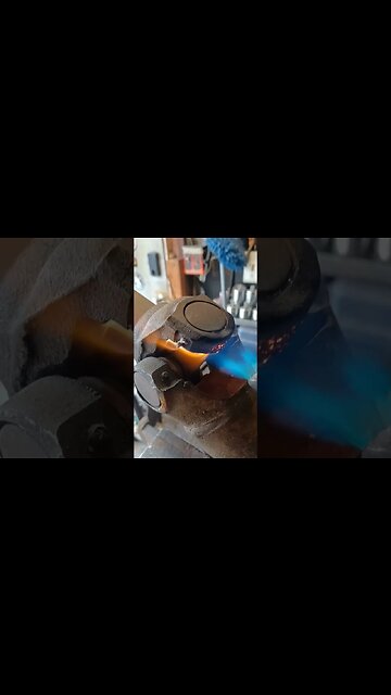 GM Universal Joint retainer removal