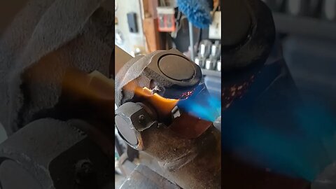 GM Universal Joint retainer removal