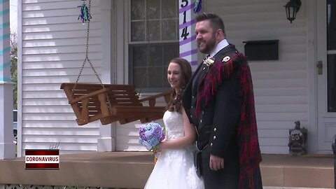 De Pere couple gets married