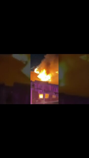 Jaw-dropping firefighting footage: 5-Alarm blaze in Queens Staten Island Fake Walter Cronkite