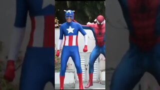 CAPITÃO AMÉRICA E HOMEM-ARANHA DANÇANDO NA LIGA DA ALEGRIA, LIKE