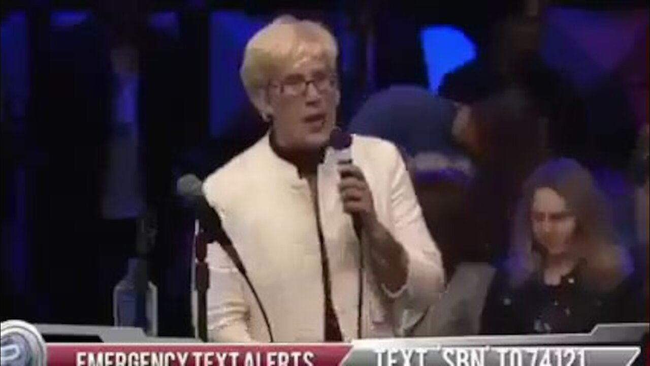 Leigh Dundas Kicks vaccine makers asses!