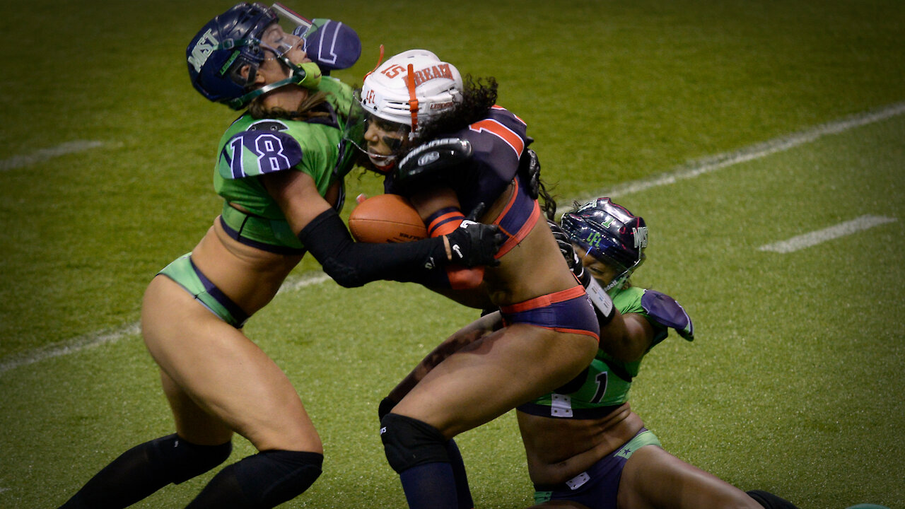 Female NFL Players! Bad Idea.