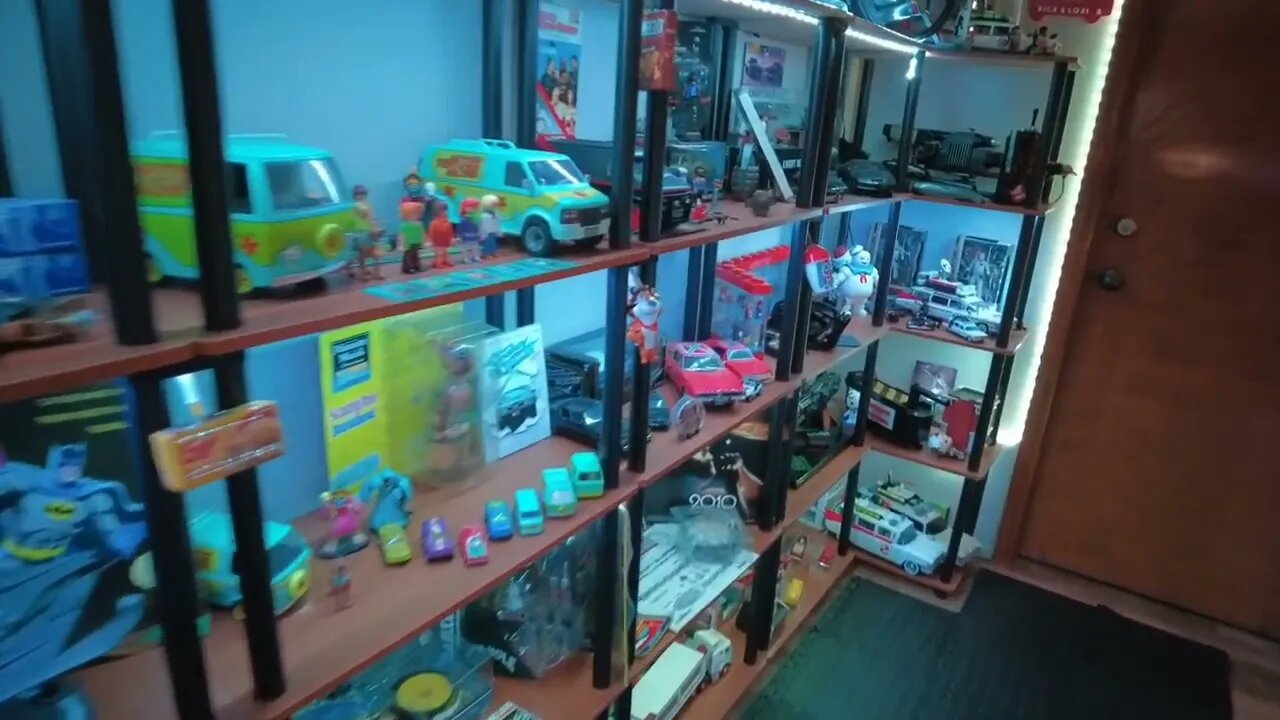 Walk through of a little of RB's Toy Box.