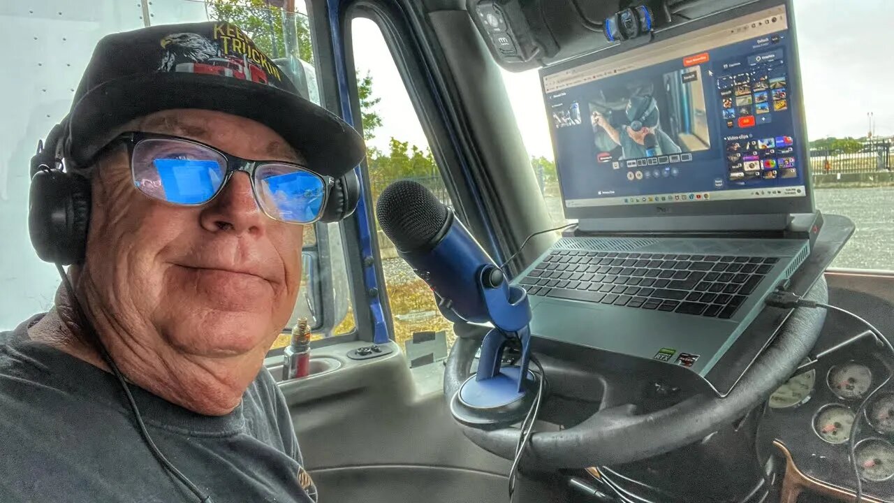 The PaleriderTV Show With The Little Guy 01-06-23