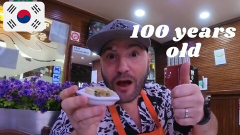 100 YEARS old PLUS Stingray COLD Noodle soup (OLD SKOOL Korean Food) SKorea 🇰🇷