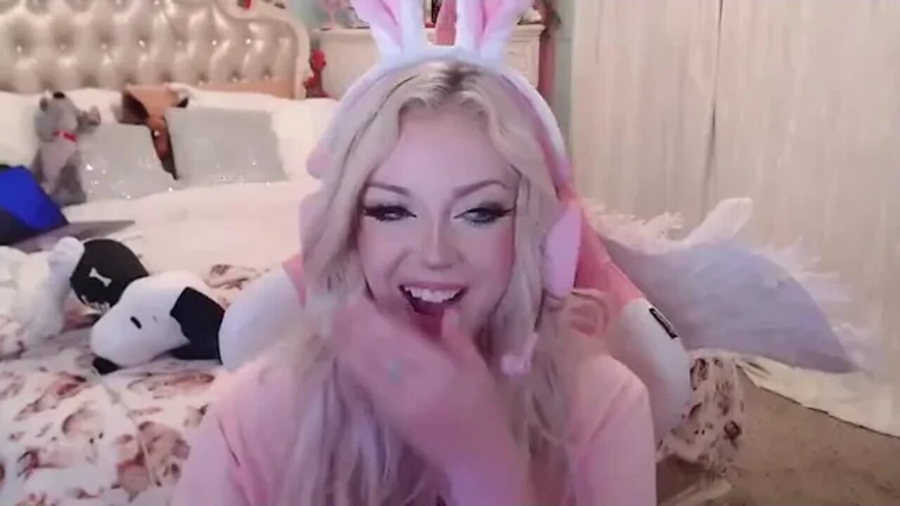 DO NOT ORDER LANKYBOX EXE POTION AT 3AM!!-Lyssy Noel *Reuploaded*