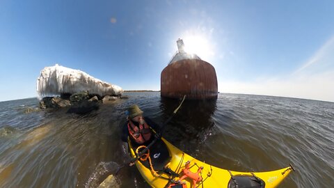 First Kayak Paddle 2022, Lake Superior, Iceburgs, Waterfalls, foggy camera:(