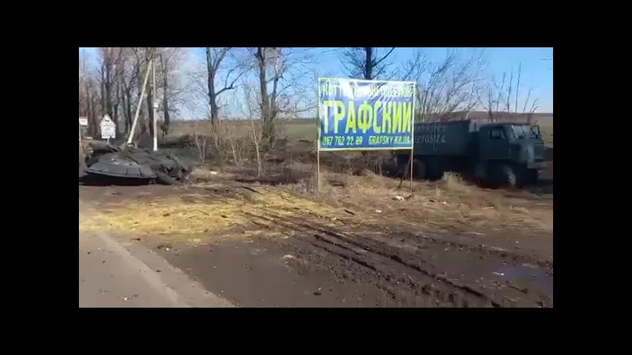 Ukraine War - Russian T-80 wrecked