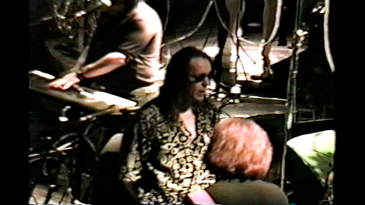 August 24, 1991 - Todd Rundgren Sound Check / Emery Theatre in Cincinnati