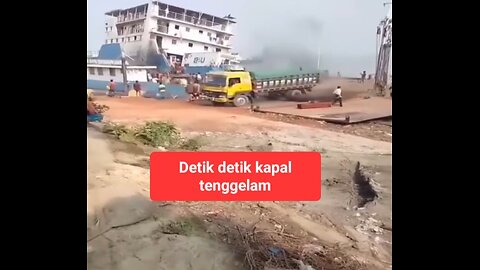 Laka detik detik kapal tenggelam