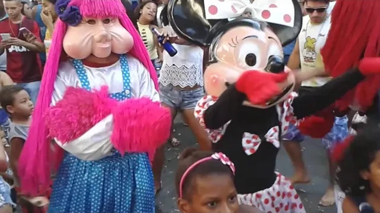 TOP TOP TOP, DANÇANDO FOFONA, FOFÃO, PATATI E MINNIE MOUSE DA CARRETA DA ALEGRIA, LIKE