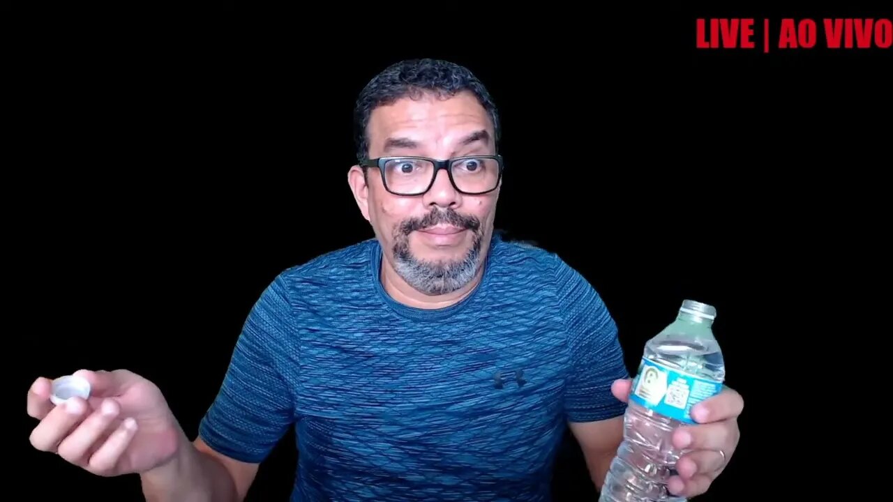 SENTINDO O CHEIRO DA CARNIÇA