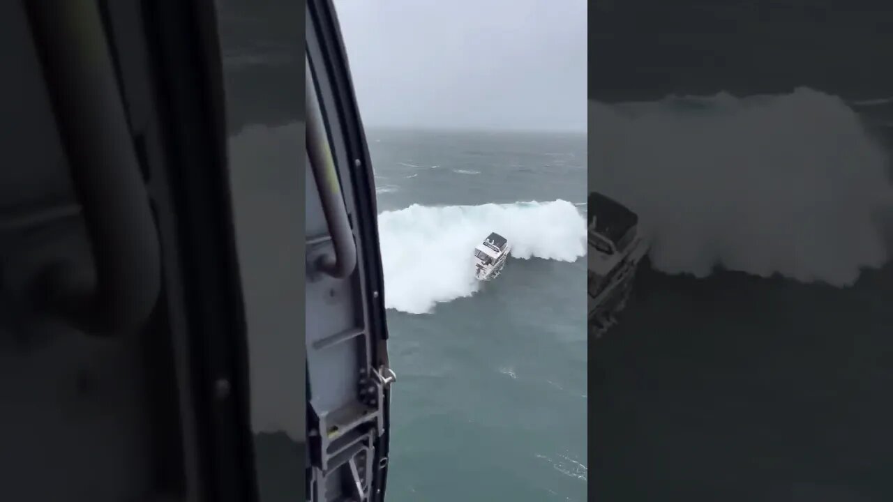 Imagine Being On This Boat! 😲