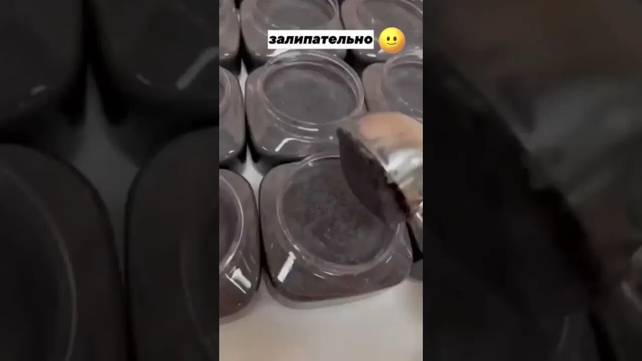 На долго залип 🤨🤫