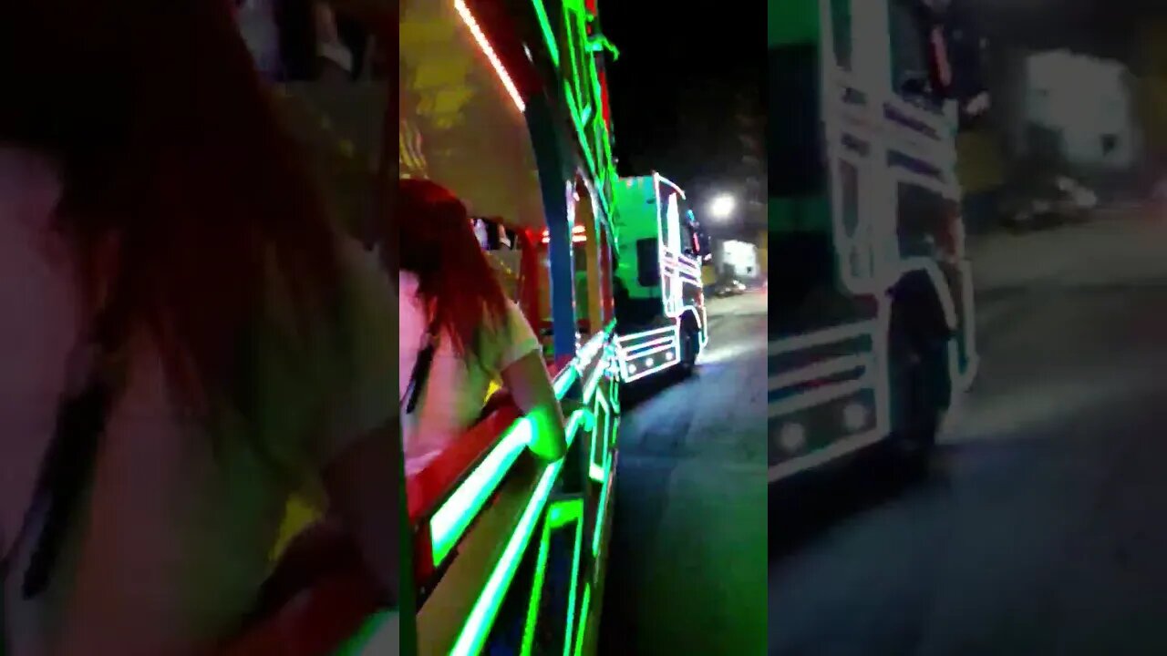 VOLTAS NA CARRETA DA ALEGRIA TREM BALADA, DANÇANDO FOFÃO, CHAVES, CHIQUINHA E KIKO #patati