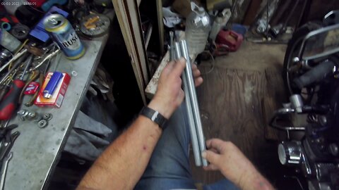 Top box struts