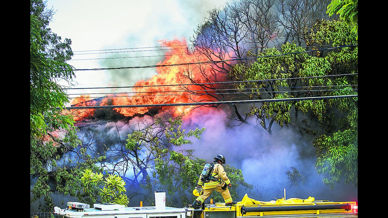 Fire consumes vacant Honolulu home