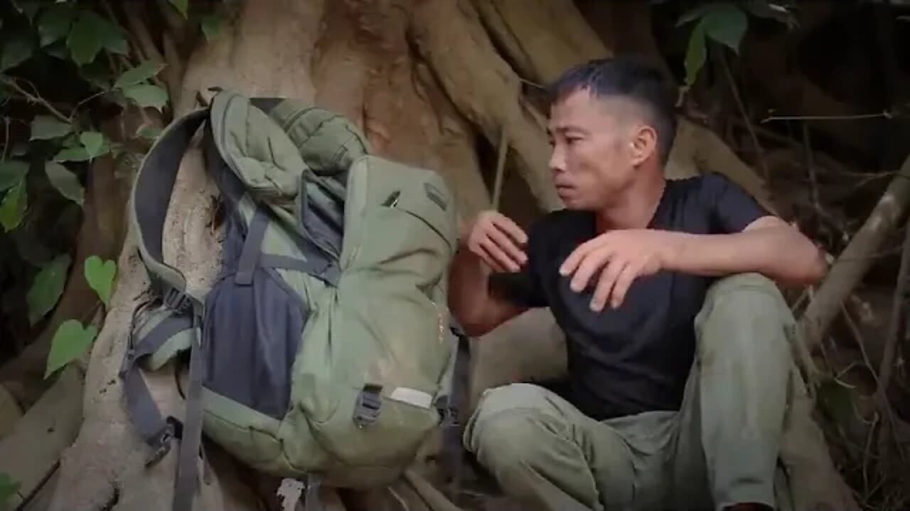 3 ~ Building Complete and Warm Survival Shelter In The Trunk , Fireplace With Clay , Crab Trap and C