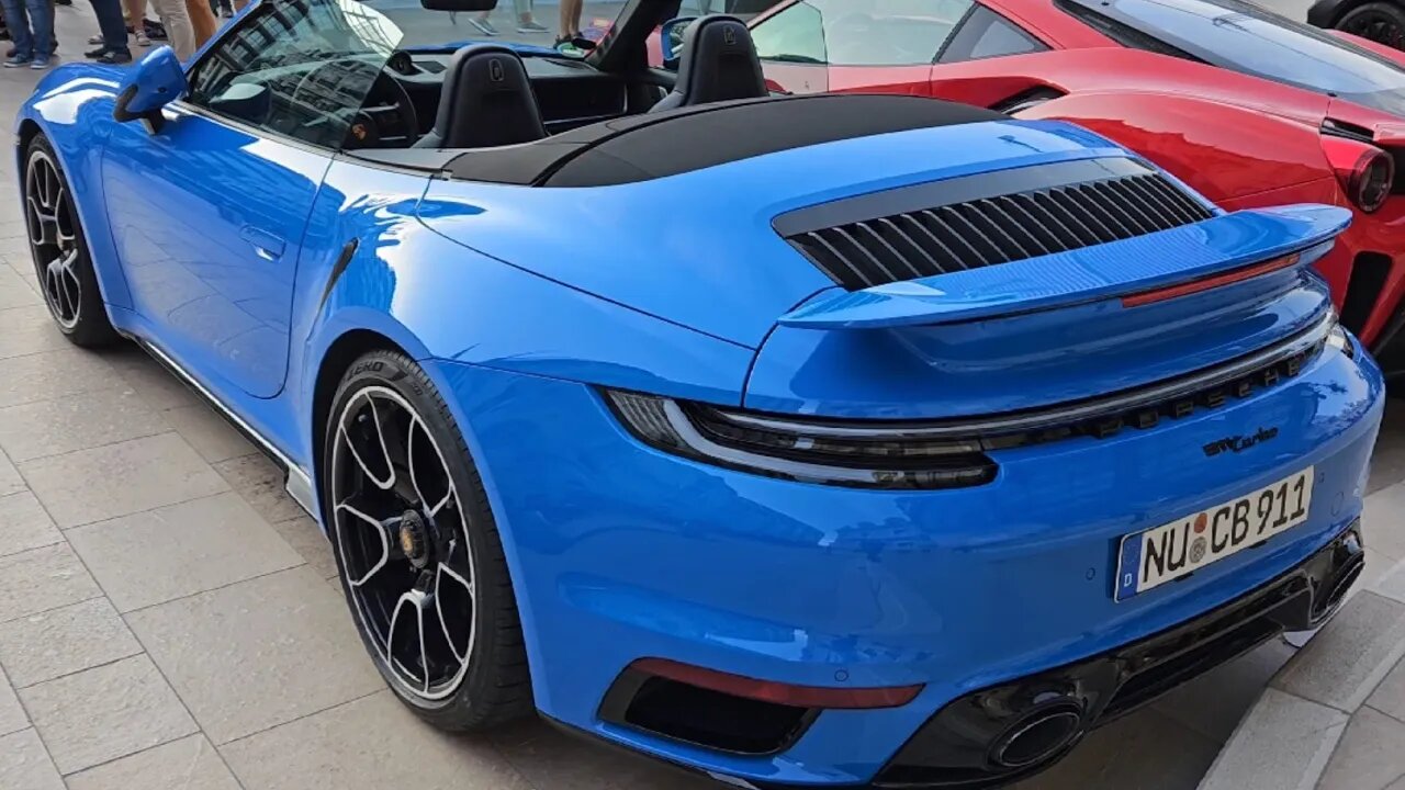 😱 Is the Porsche 992 Turbo Convertible Vodoo Blue or Oslo Blue?