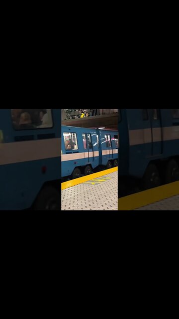 Rubber-tires Montreal old metro #viralvideo #train #montreal #travel