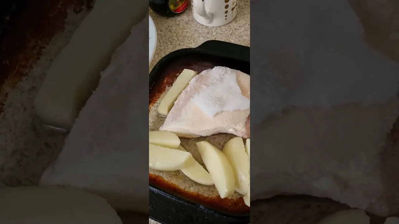 chicken 🐔 and chips 🍟 for dinner today 😋 enjoy