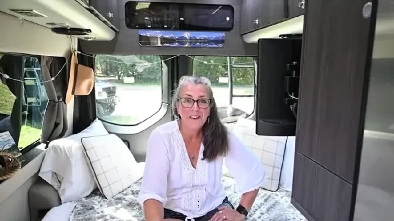 SOLO % Woman's % Stunning % Camper Van is the Best For Full Time Living