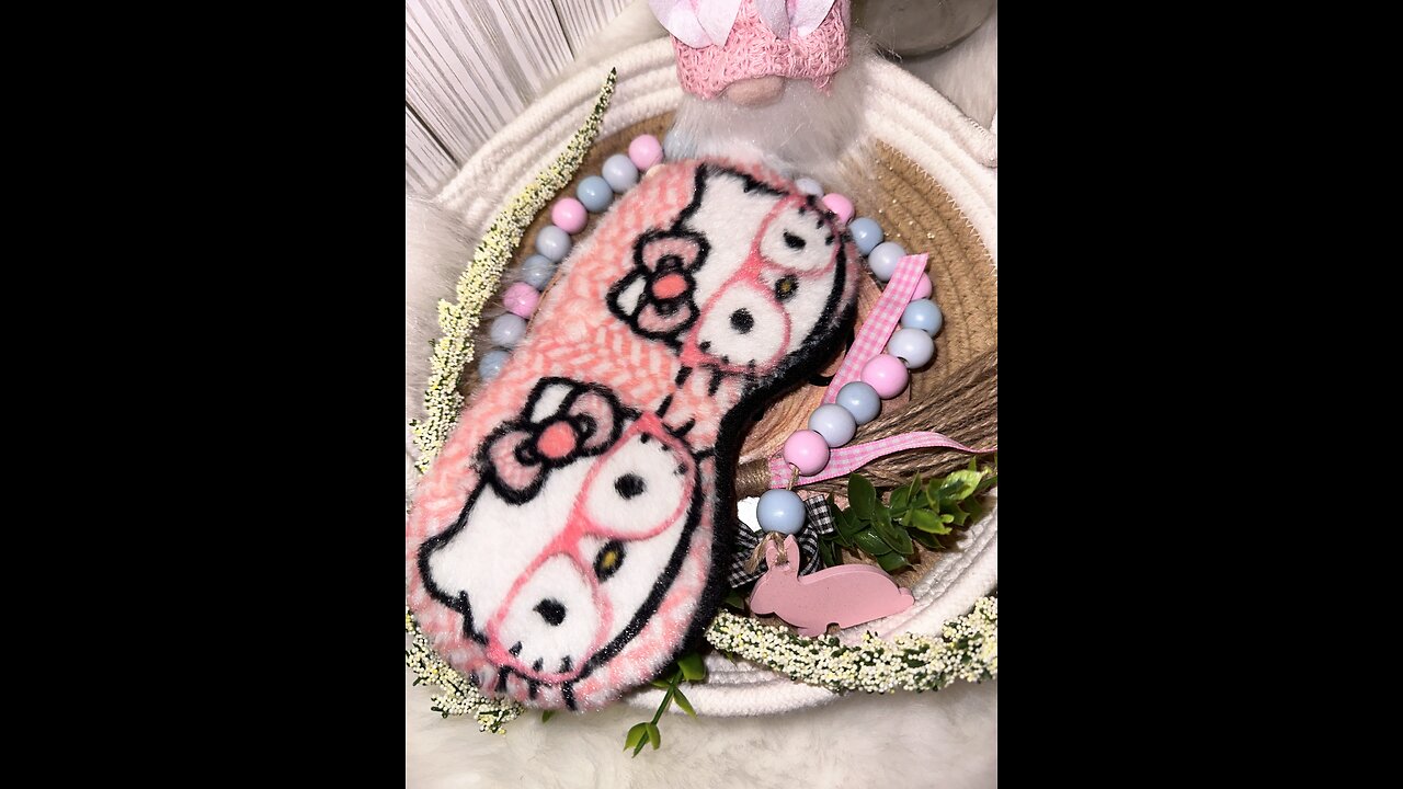 Sublimating on a eye mask from dollar tree 💗 i will link everything in my bio #sublimation