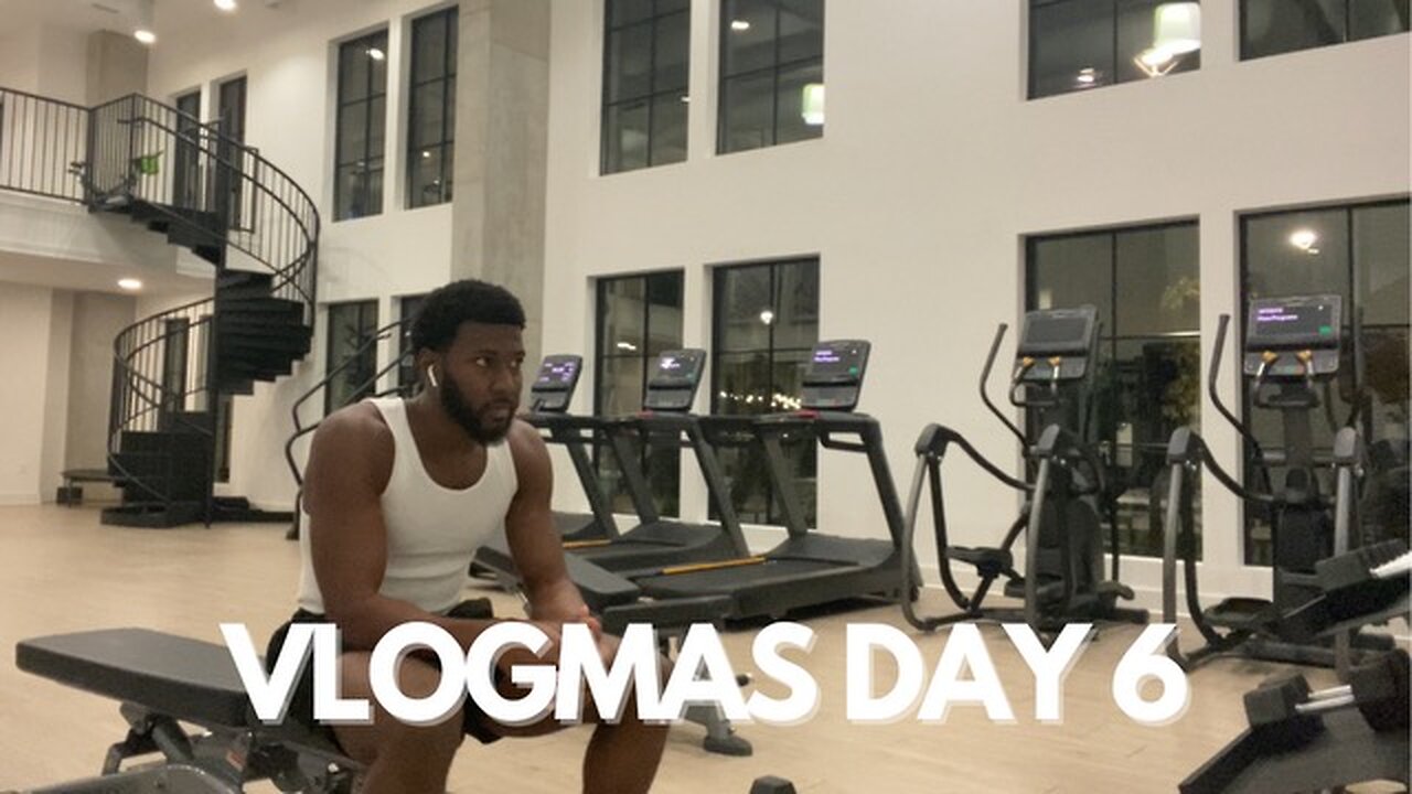 my biceps & shoulders are cooked after this | vlogmas "day 6"