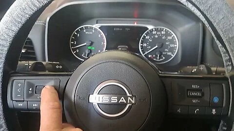 2023 nissan rogue oil service notification reset