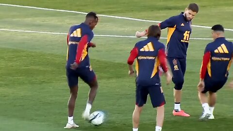 Spain train ahead of facing Haaland's Norway