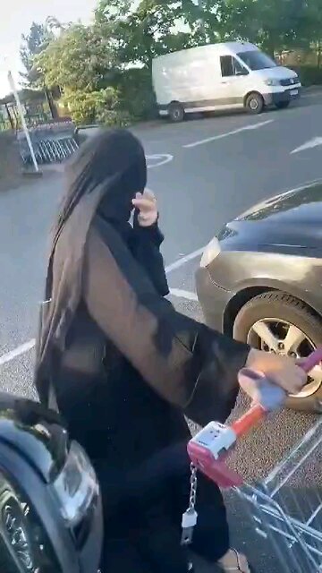 Mamm, can you please move your car? NO! You are racist! What the fudge?