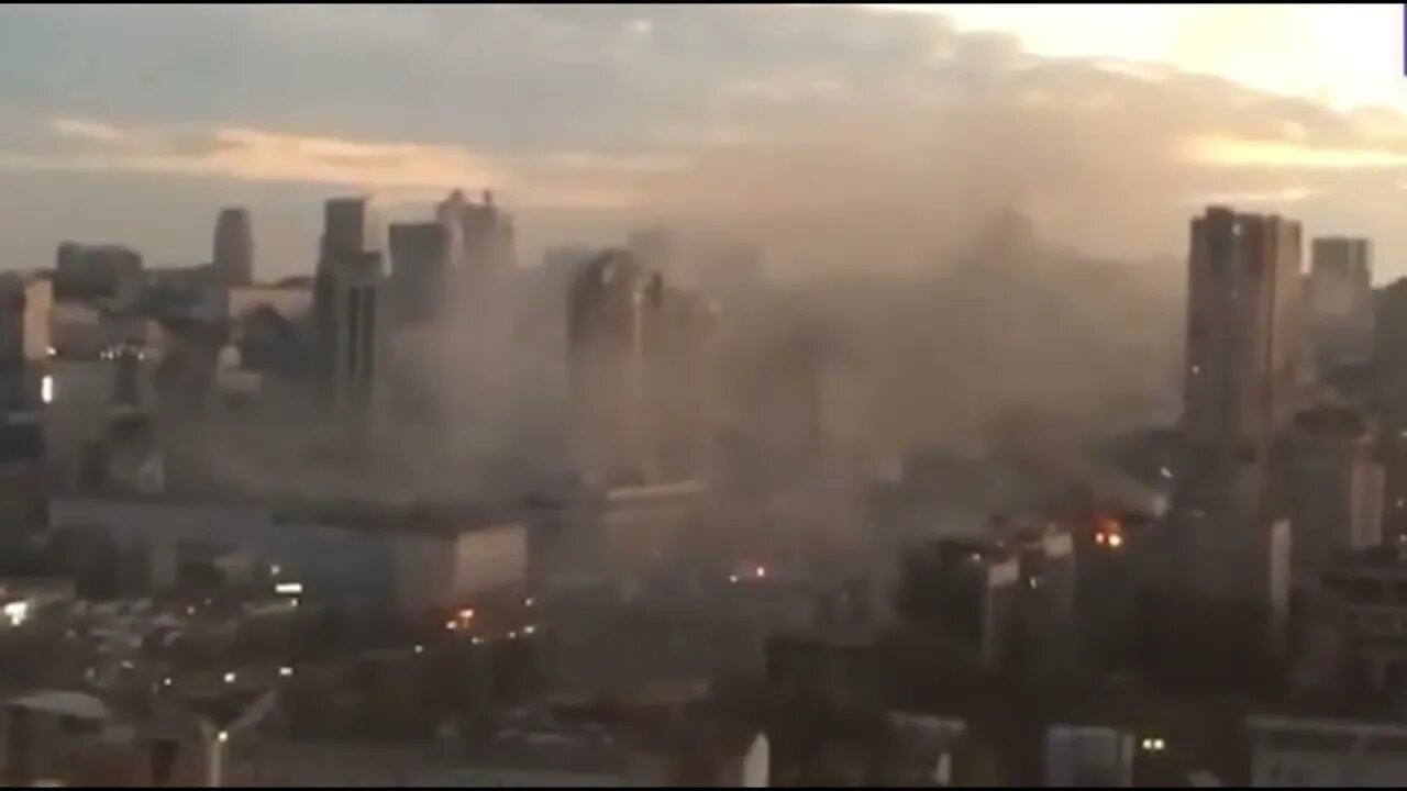 New powerful explosions reported in Kiev, smoke arose in the center of of the city (17.10.2022)