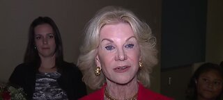 Elaine Wynn speaks to UNLV's hospitality students