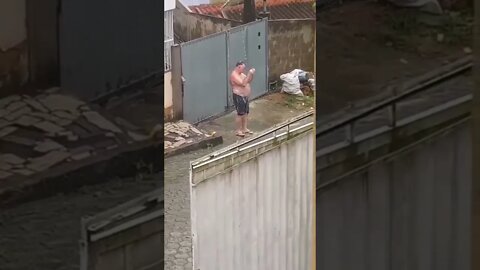 Enquanto isso em João Neiva ES