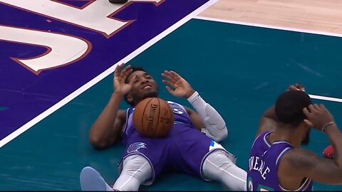 NBA Funny Moments Daily Dose #1 - Donovan Mitchell got a balls problem