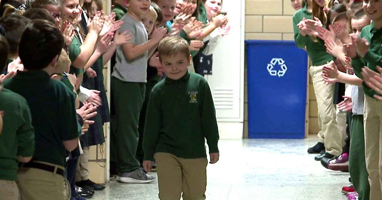 A Little Boy Who Beat Cancer Gets A Warm Welcome From His Entire School