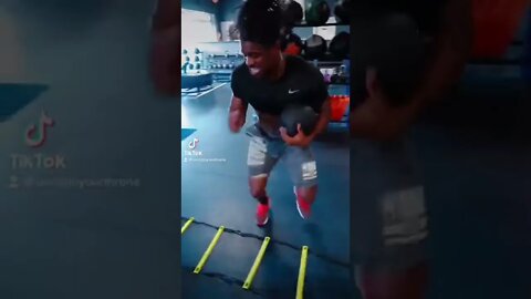 I personally believe If you ask her out on a date 👑