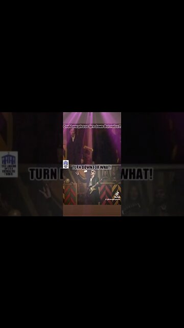 🎸 #DOCTORWHO 🎶 #TURNDOWNFORWHAT #DJSNAKE 🎶 #MEME #TWELFTHDOCTOR #PETERCAPALDI #SUBSCRIBE #SHORTS