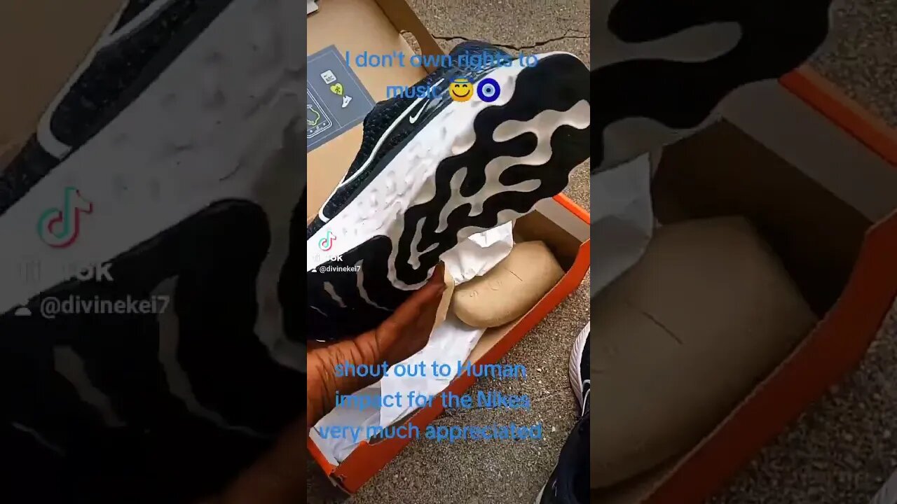 shout out to The Human impact for the shoes😇🧿