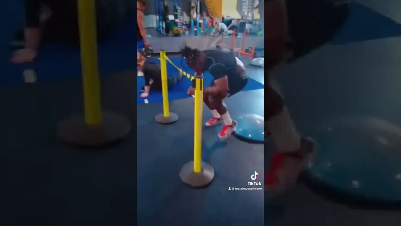 If the dating scene is like this now ! 👑